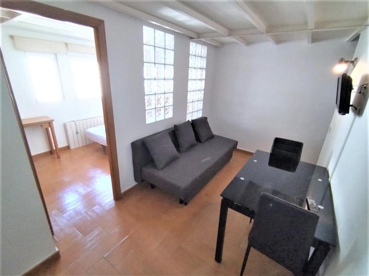 Puerta Del Sol - Plaza De Santa Ana Apartments マドリード エクステリア 写真